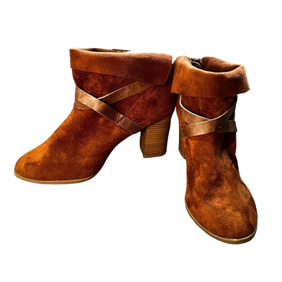 New Directions Jorie Strap Cognac Suede Ankle Boots Sz 10 Womens Chunky 3" Heel - Picture 1 of 16